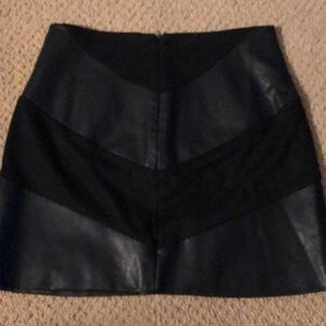 Forever 21 Skirts - Forever 21 faux leather and suede miniskirt sz s Forever 21 Skirts - Forever 21 faux leather and suede miniskirt sz s